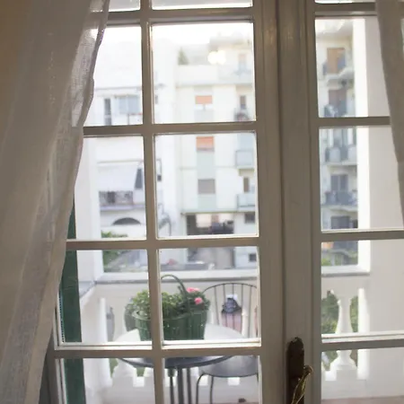 Гостевой дом Astrea Торре-Аннунциата